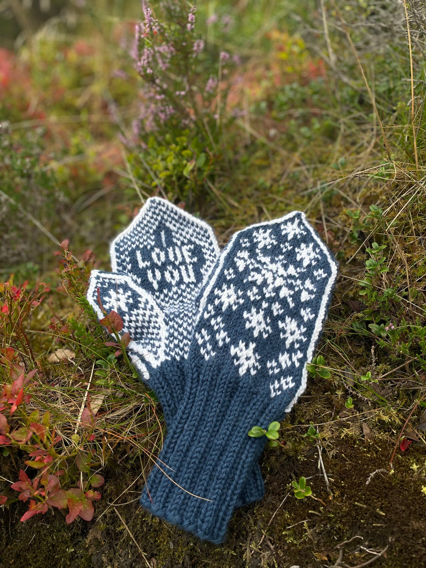 I Love You Snowflake Mitten Adult
