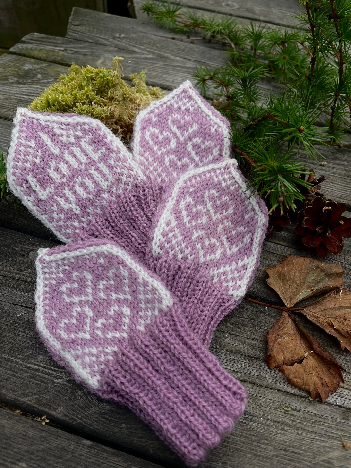 I Love You Heart mittens baby 0-12 months