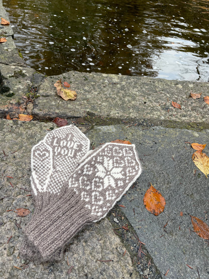 I Love You Heart Mitten Adult