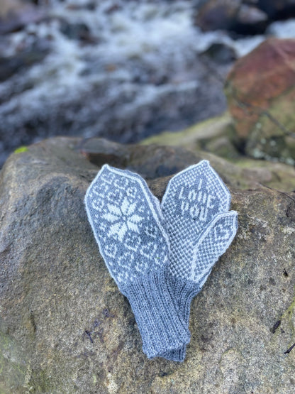 I Love You Heart Mitten Adult