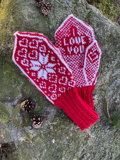 I Love You Heart Mitten Adult