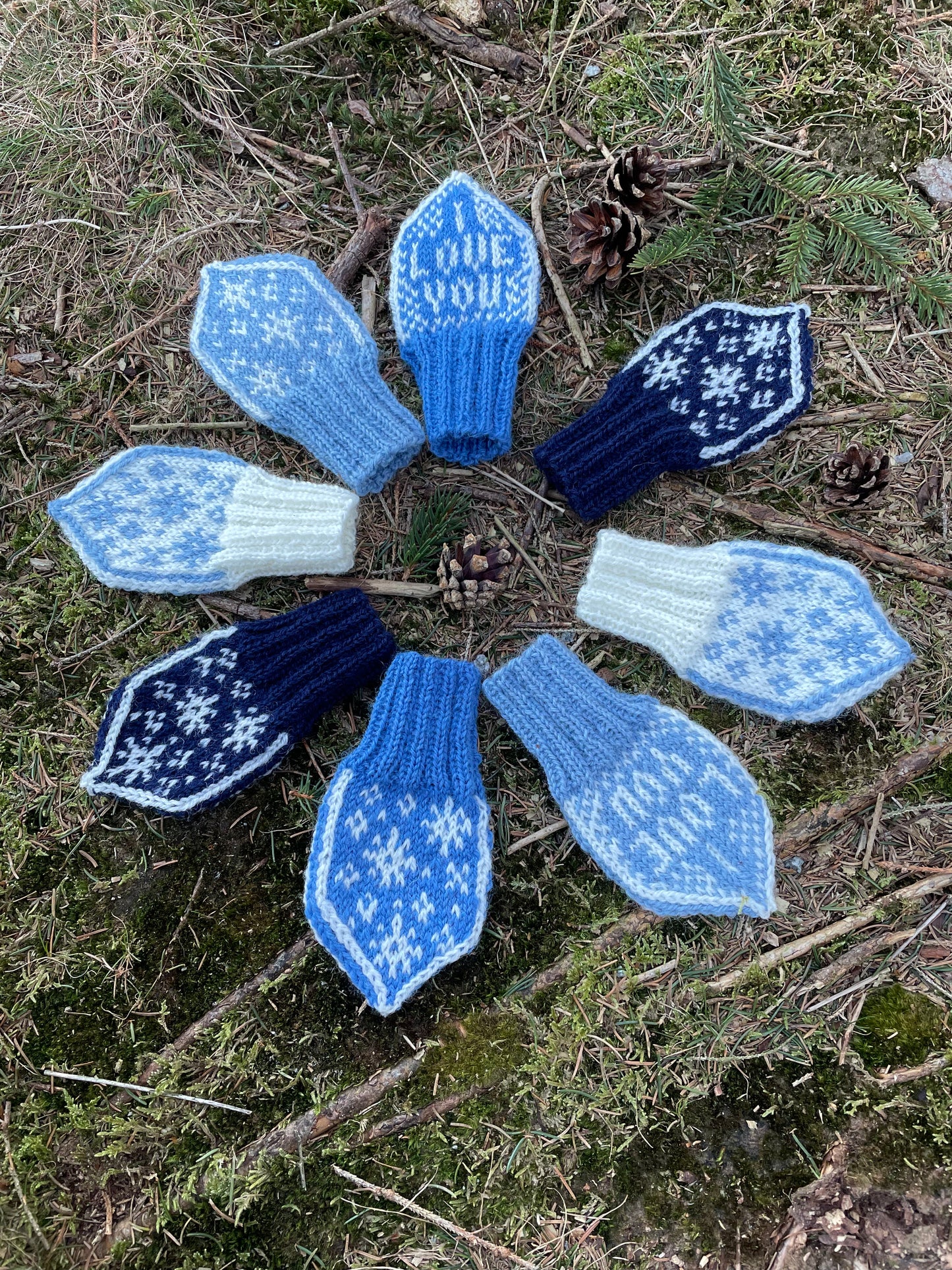 I Love You Snowflake mittens baby 0-12 months