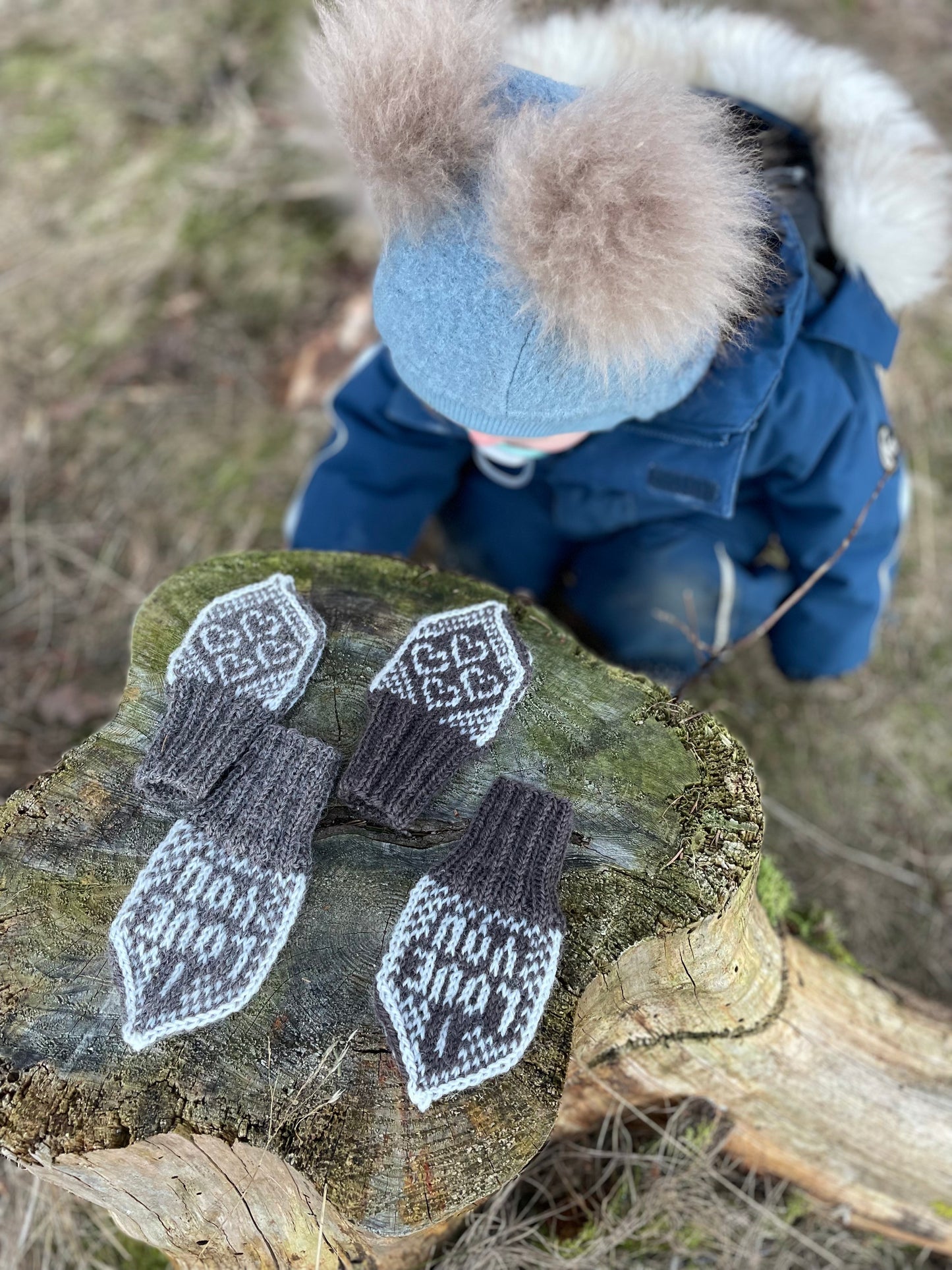 I Love You Heart mittens baby 0-12 months