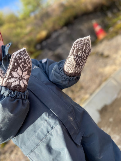 I Love You Heart mittens Kids