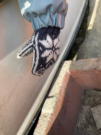 I Love You Heart mittens Kids