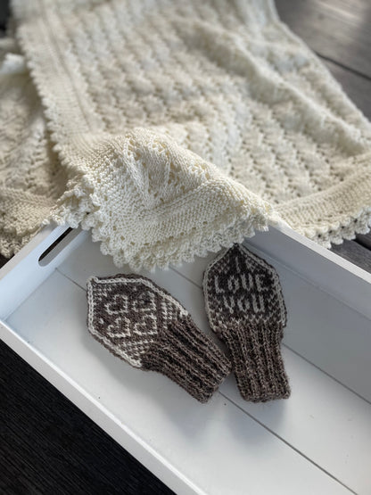 I Love You Heart mittens baby 0-12 months