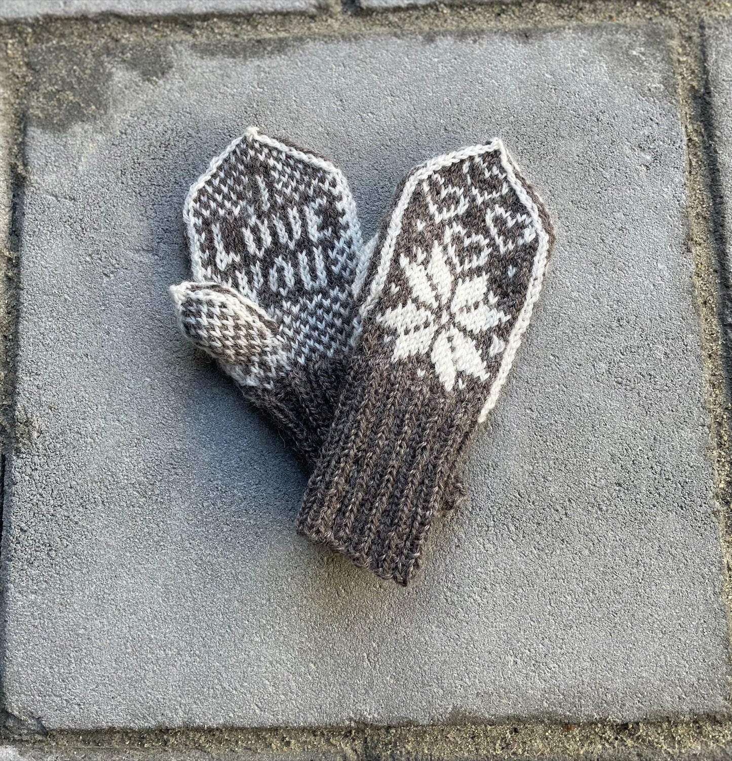 I Love You Heart mittens Kids